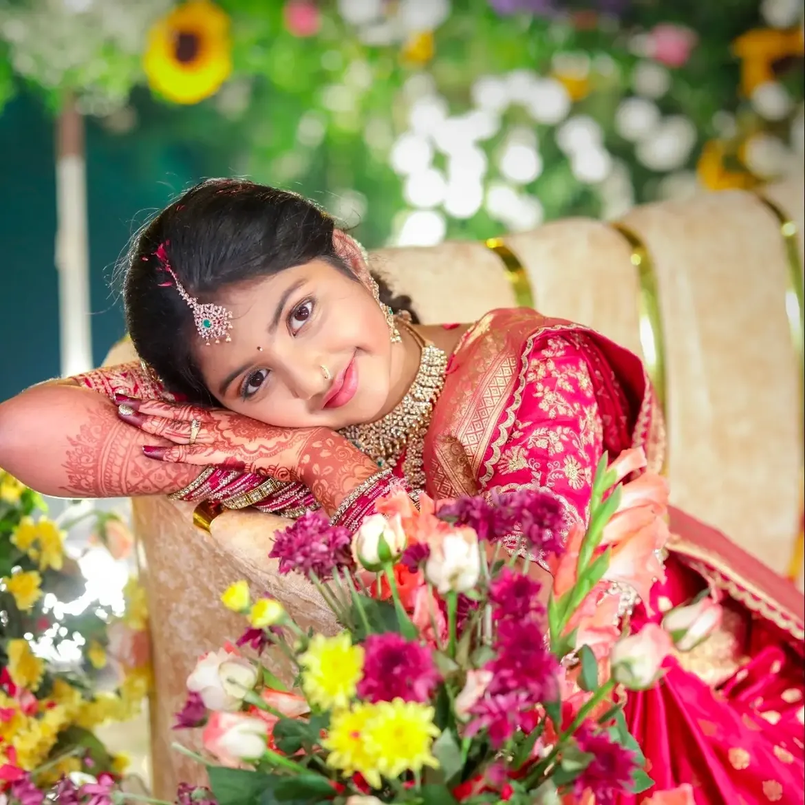 Soft Half Saree makeup look